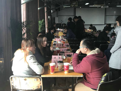 遇见奶牛如何应对奶茶店面生意低潮期