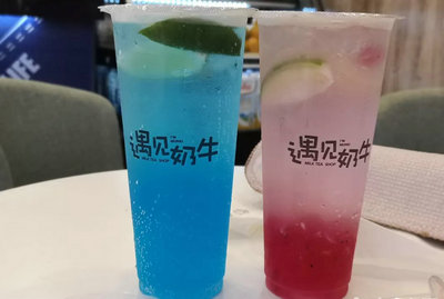 两人经营的遇见奶牛奶茶店如何提高营业额