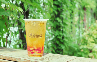 为什么说三四月加盟遇见奶牛奶茶更合适