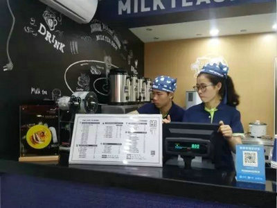 学校新开的奶茶店没生意怎么办