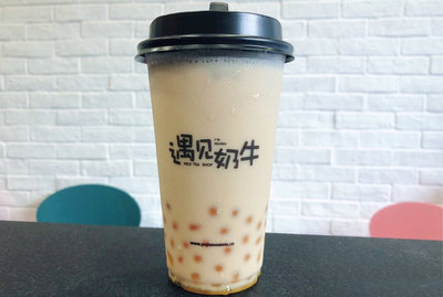 白领在二线城市做奶茶店加盟项目好吗