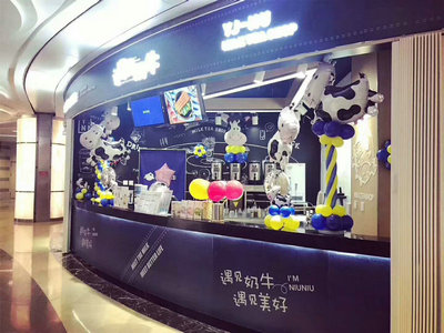 现在加盟开火锅店还是奶茶店好