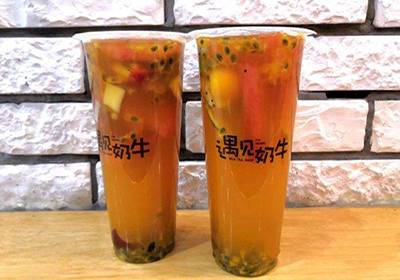 加盟店卖奶茶一天能赚多少钱