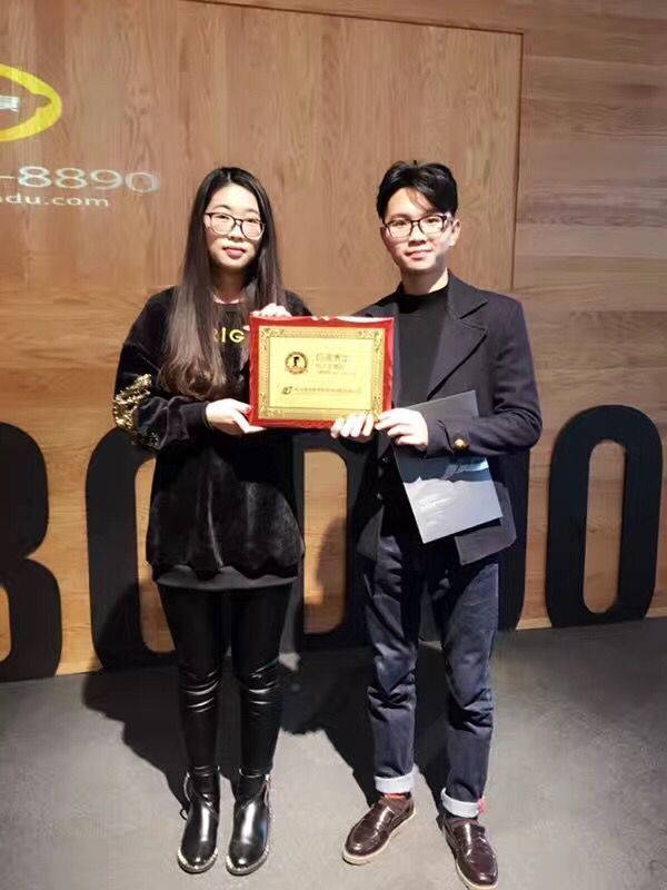 恭喜吴先生签约苏州奶茶博士加盟店