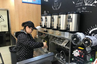 遇见奶牛加盟总部督导下店指导