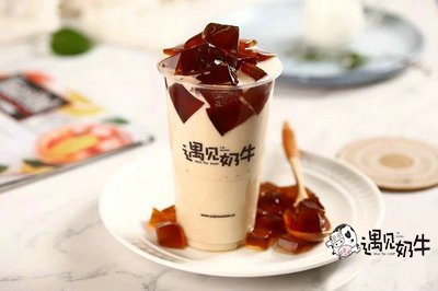 遇见奶牛奶茶连锁店一般怎么制作奶茶